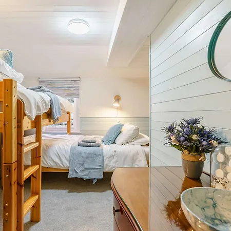 3 Bed In Robin Hoods Bay 89568 펜션 *