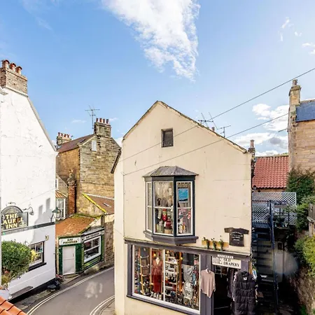 3 Bed In Whitby Oc-89568 * Robin Hood's Bay