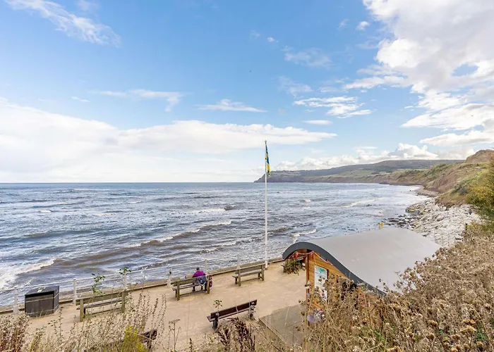 3 Bed In Robin Hoods Bay 89568 Holiday home *