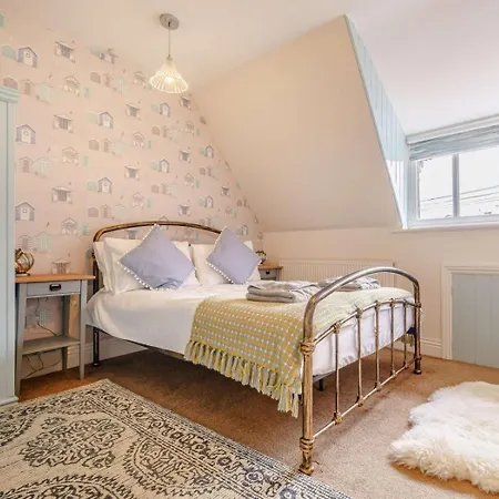 度假居 3 Bed In Whitby Oc-89568 *